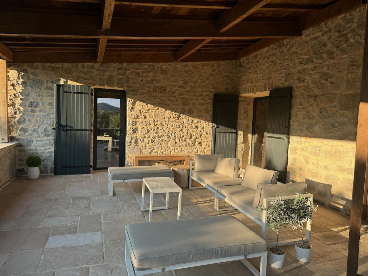 Villa Luxurious Family House With Pool In Ardeche. à Les Vans Extérieur photo